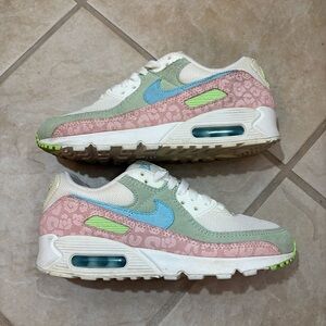 Wmns Air Max 90 'Easter Leopard'